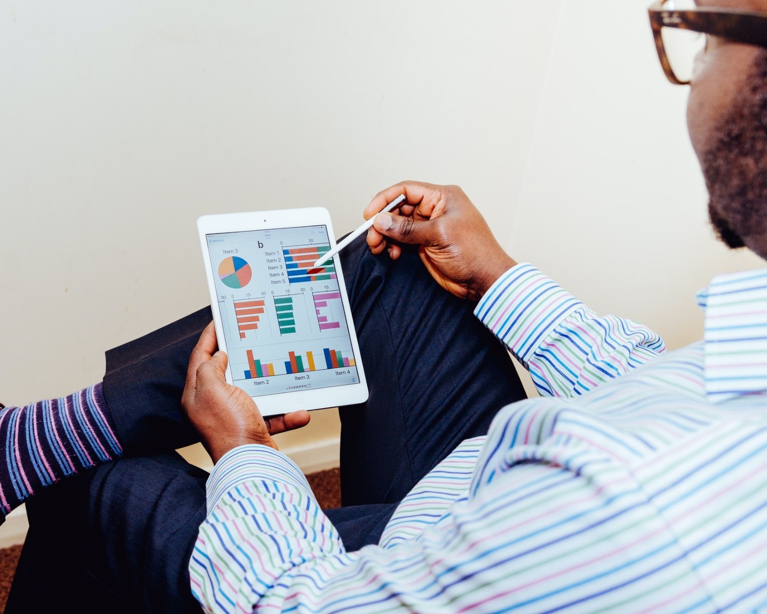 Hoe schrijf je een marketing-cv (voorbeelden voor 2025)